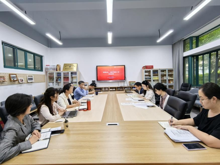 550d8d3a68cf06f7e49e39e58ba2d75